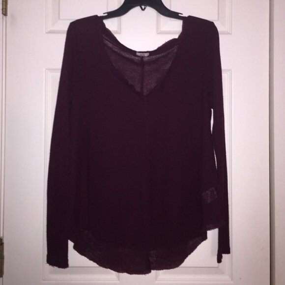 Urban Outfitters Sweaters - Urban outfitters long sleeve burgundy sweater